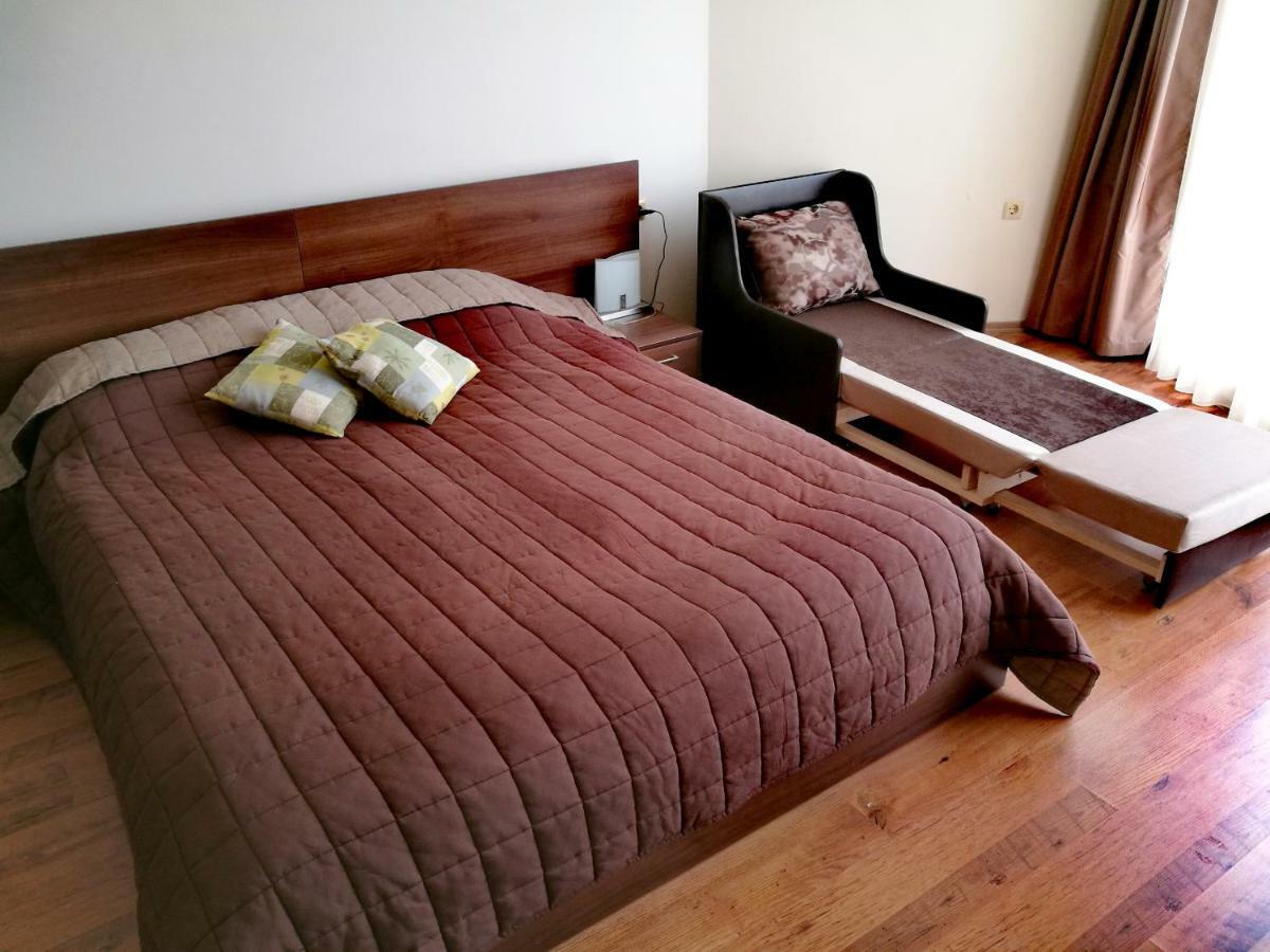 Akb Apartment Sea View Aheloy Bagian luar foto